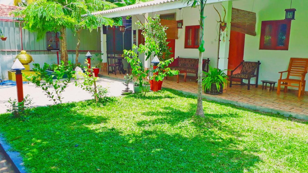Villa 67 Negombo Exterior photo