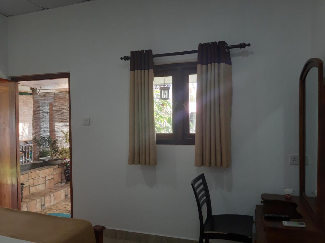 Villa 67 Negombo Exterior photo
